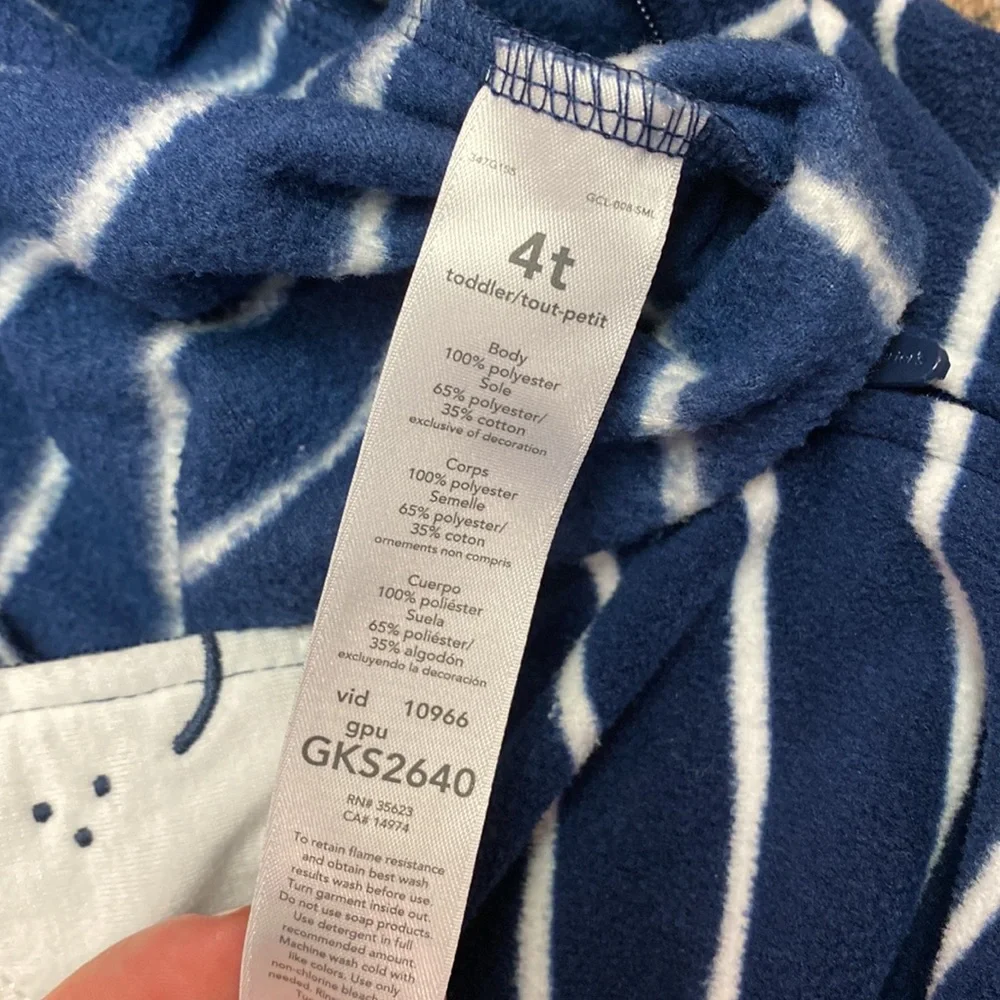 Carter’s zippered footed pajama, 4T - Picture 5 of 5